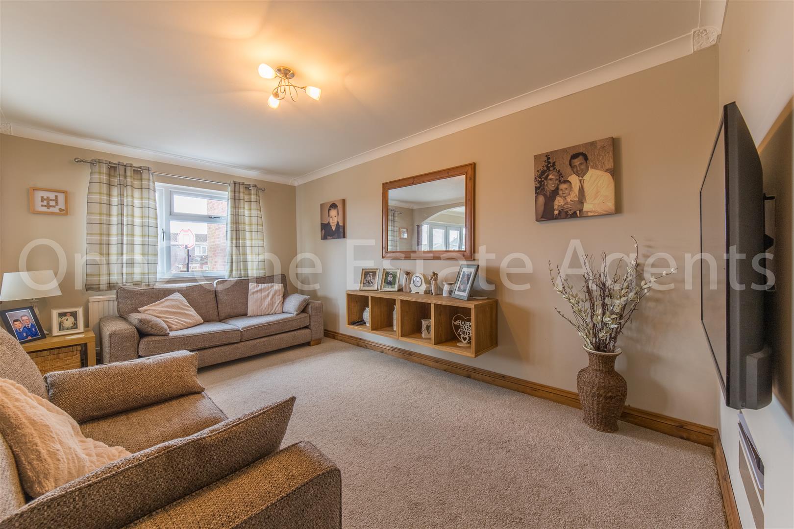 Brynglas, Hollybush, Cwmbran One2One Estate Agents